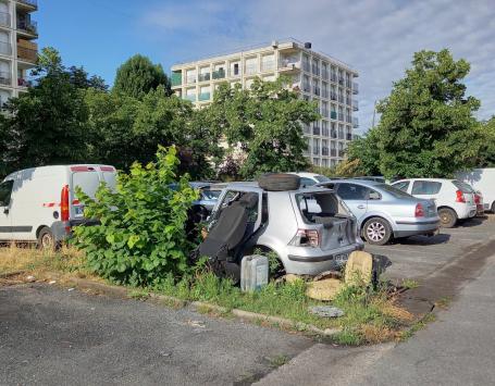 Parking rue des Genêts
